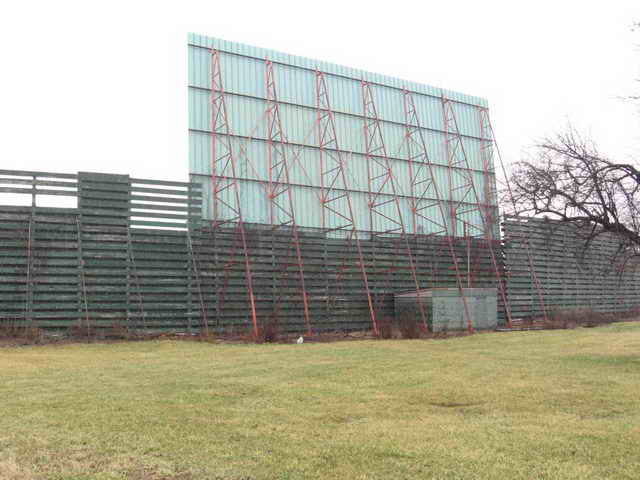 Skyborn Drive-In - 2006 Photo